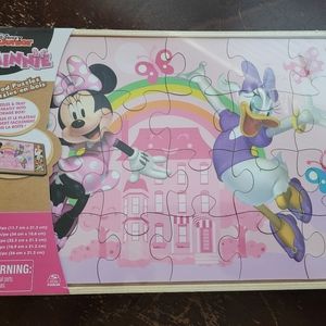 Disney Junior Minnie 7 wood puzzles set